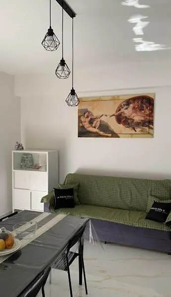 Apartment La Dolce Vita II Giardini-Naxos Italien